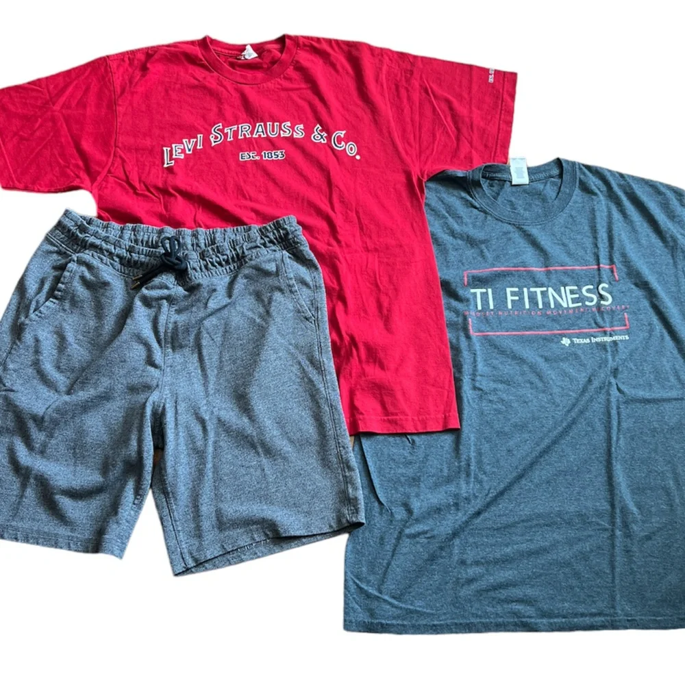 Bundle Men’s 1 gray short Med 2 Levi’s tee size Large TI Fitness XL